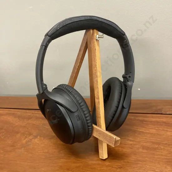 Bose QuietComfort Headphones - Black With Carry Case